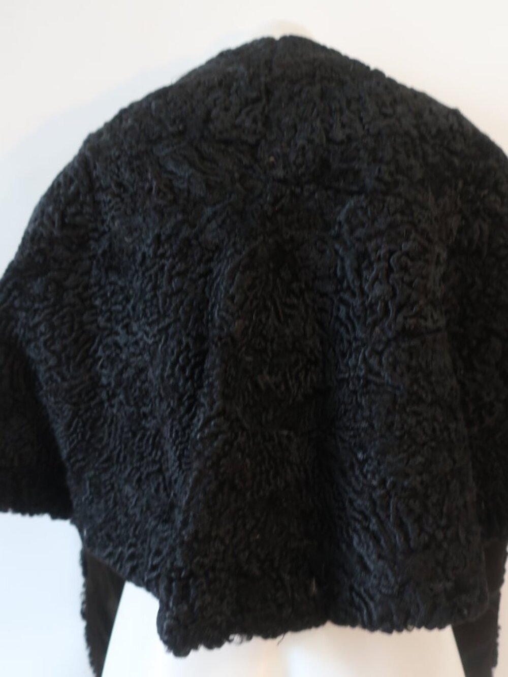 Womens Barbatsuly Black Persian Lamb Cape S - Picture 9 of 11